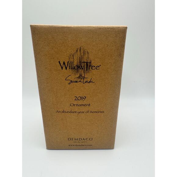 Willow tree Susan Lordi Abundance 2019 Ornament - Picture 6 of 7